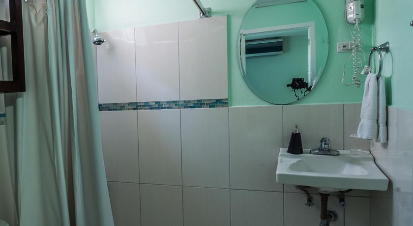 Inn At 87 Port of Spain Pokój zdjęcie