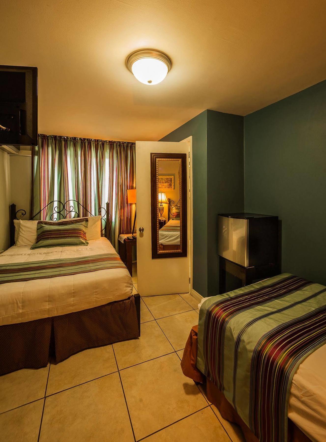 Inn At 87 Port of Spain Zewnętrze zdjęcie